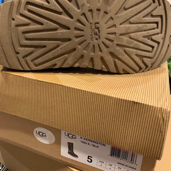 Ugg boots - Picture 3 of 5